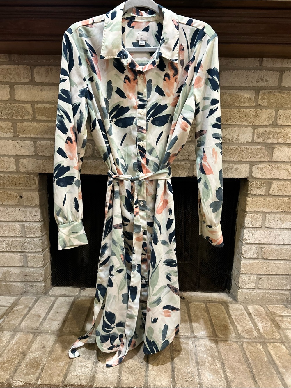 A New Day Long Sleeve Floral Tie-Waist Shirt Dress in Cream,Navy&Coral EUC